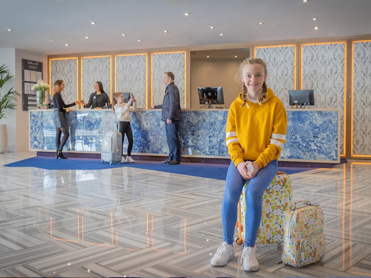 Отель The Connacht Hotel Голуэй