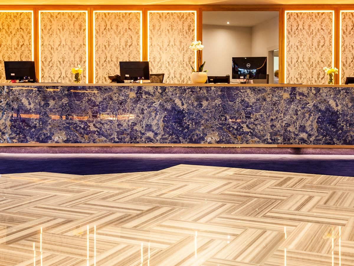 Отель The Connacht Hotel Голуэй