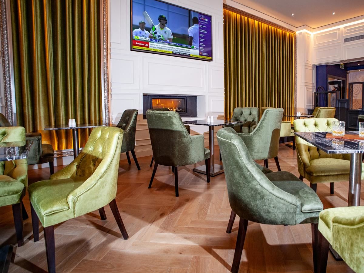 Отель The Connacht Hotel Голуэй